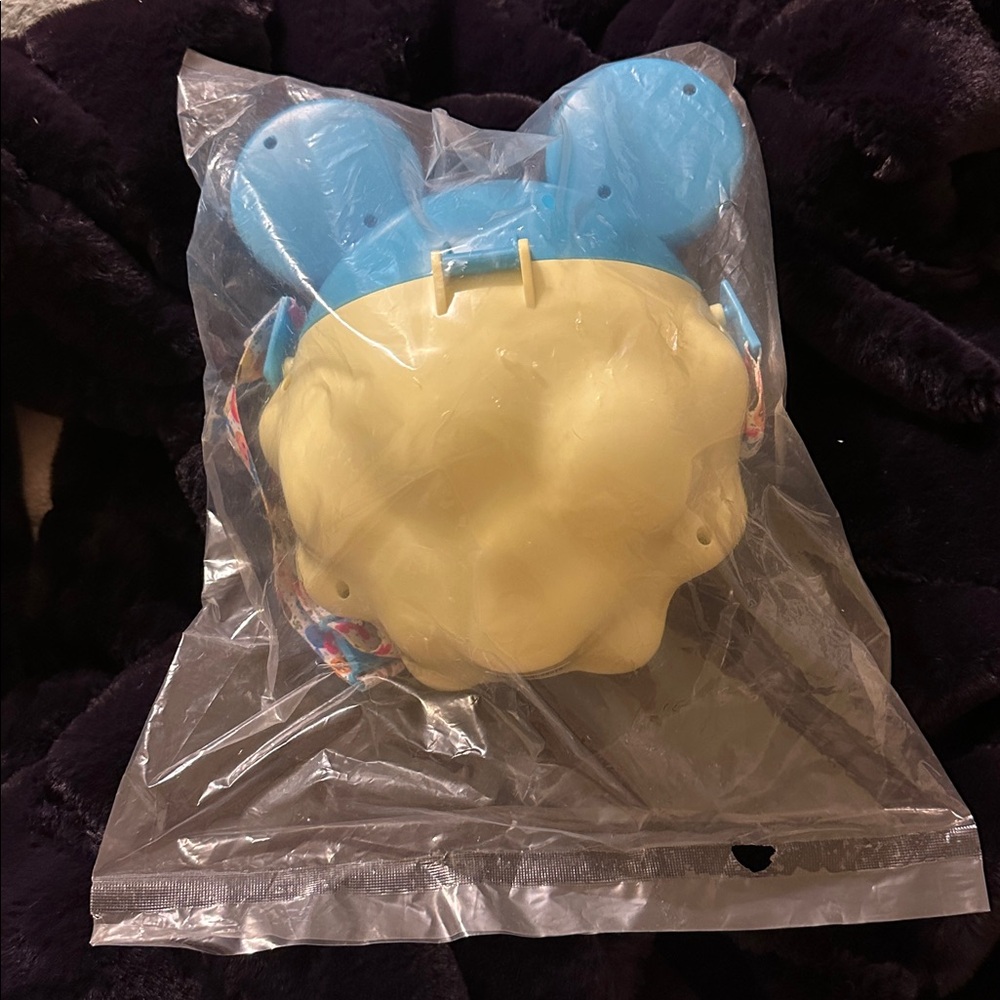 2025 Disneyland Downtown Disney World of Sweets Poppi Popcorn Bucket & Lanyard - Picture 5 of 5